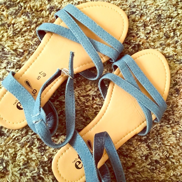 Sandals - Picture 1 of 1